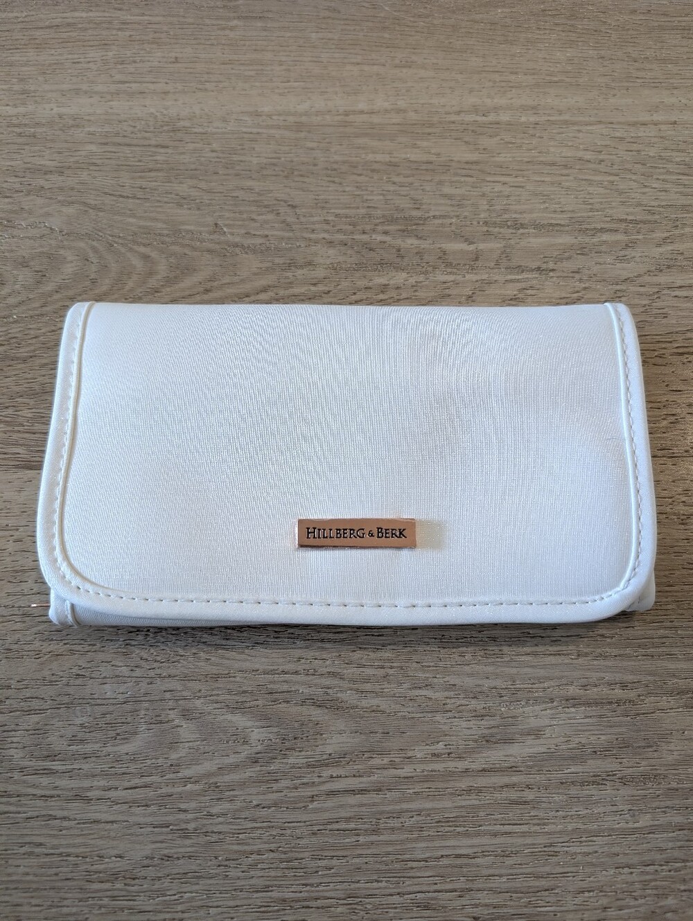 NWOT Hillberg & Berk White Travel Jewelry Cosmetic Case